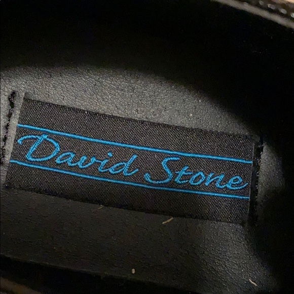 SALE! Stylish Dress Shoe - Picture 3 of 7